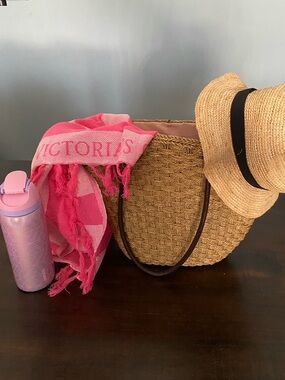 J. Crew Straw and Leather Woven Large Tote Bag Beach Summer Travel Resort READ